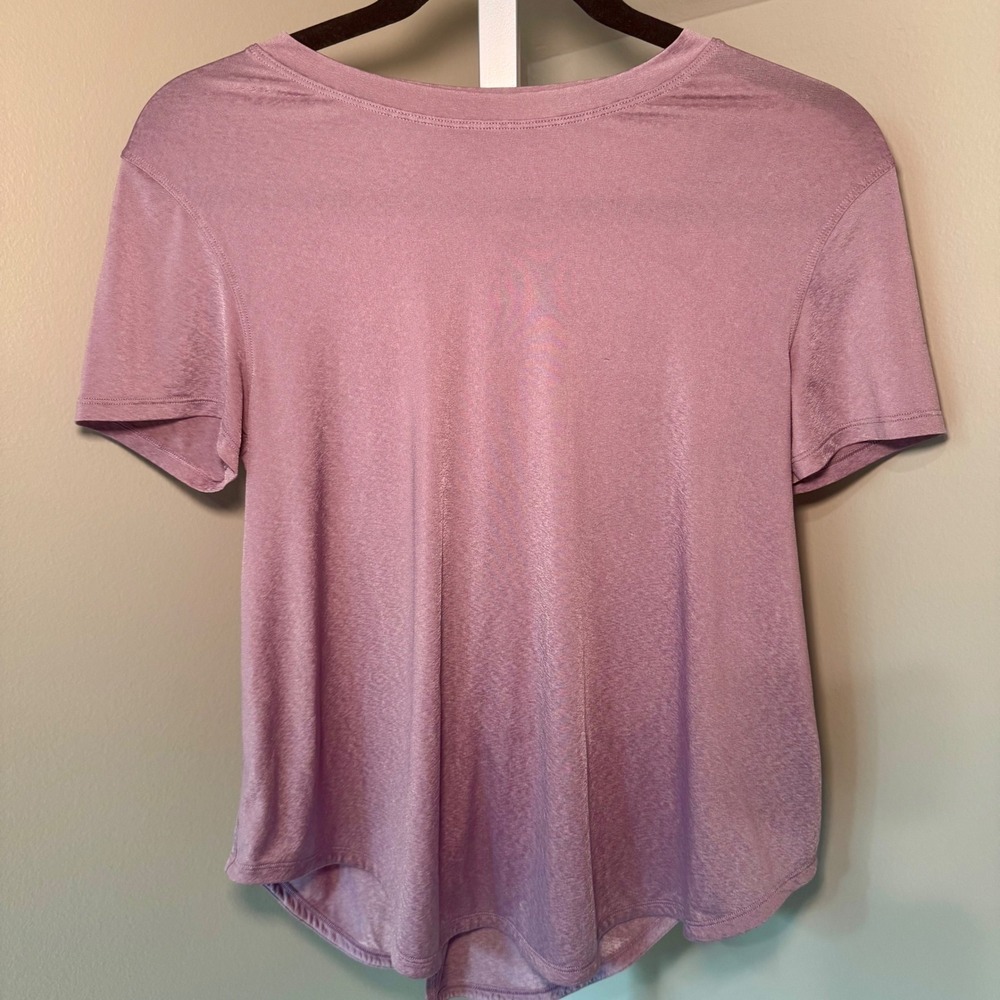 Lululemon Short Sleeve Pleated Back Activewear Tee Heathered Pink Mauve Women
